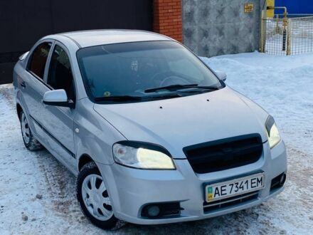 Сірий Шевроле Авео, об'ємом двигуна 1.5 л та пробігом 190 тис. км за 3850 $, фото 1 на Automoto.ua