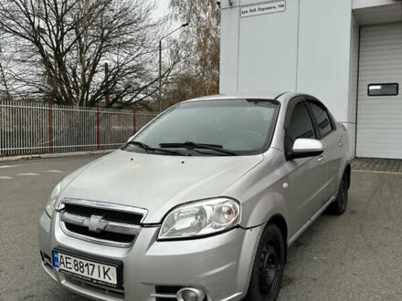 Серый Шевроле Авео, объемом двигателя 1.6 л и пробегом 274 тыс. км за 4299 $, фото 1 на Automoto.ua