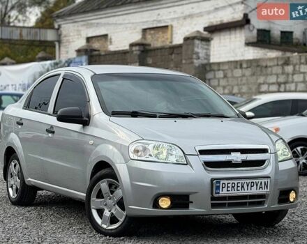 Сірий Шевроле Авео, об'ємом двигуна 1.5 л та пробігом 143 тис. км за 3300 $, фото 1 на Automoto.ua