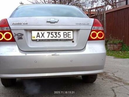 Сірий Шевроле Авео, об'ємом двигуна 1.5 л та пробігом 220 тис. км за 3750 $, фото 1 на Automoto.ua