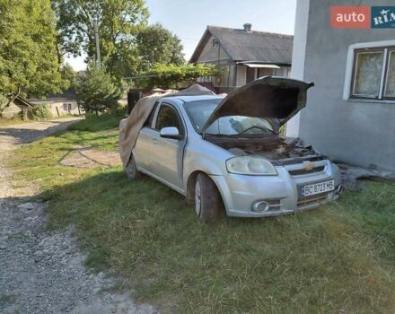 Сірий Шевроле Авео, об'ємом двигуна 1.6 л та пробігом 200 тис. км за 800 $, фото 1 на Automoto.ua