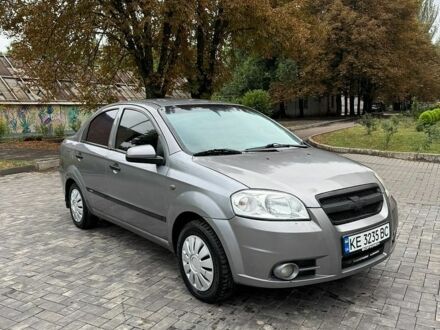 Сірий Шевроле Авео, об'ємом двигуна 1.5 л та пробігом 240 тис. км за 2700 $, фото 1 на Automoto.ua