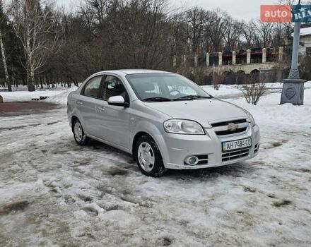 Серый Шевроле Авео, объемом двигателя 1.6 л и пробегом 200 тыс. км за 2500 $, фото 1 на Automoto.ua