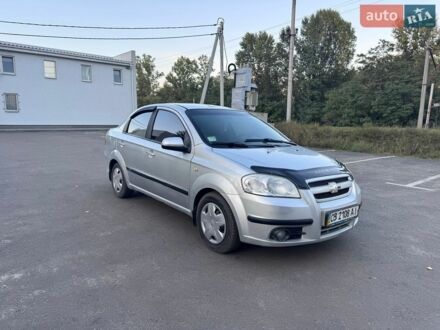 Сірий Шевроле Авео, об'ємом двигуна 1.6 л та пробігом 150 тис. км за 2800 $, фото 1 на Automoto.ua