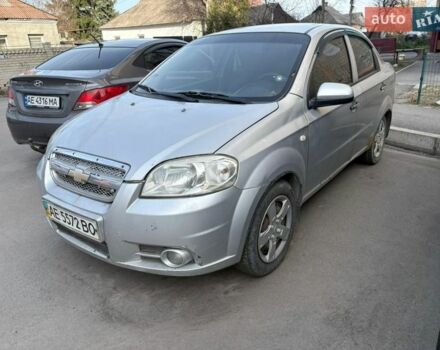 Серый Шевроле Авео, объемом двигателя 1.5 л и пробегом 500 тыс. км за 2500 $, фото 1 на Automoto.ua