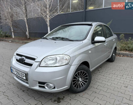 Серый Шевроле Авео, объемом двигателя 1.6 л и пробегом 177 тыс. км за 3350 $, фото 1 на Automoto.ua