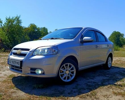 Серый Шевроле Авео, объемом двигателя 1.6 л и пробегом 210 тыс. км за 3750 $, фото 1 на Automoto.ua