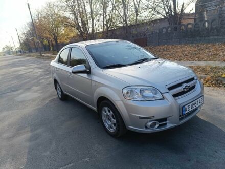 Шевроле Авео 2007 у Никополе на Automoto.ua Сірий Шевроле Авео, об'ємом двигуна 1.5 л та пробігом 177 тис. км за 3900 $, фото 1 на Automoto.ua