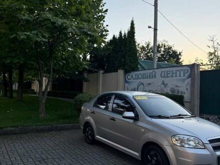 Сірий Шевроле Авео, об'ємом двигуна 1.5 л та пробігом 175 тис. км за 4500 $, фото 1 на Automoto.ua