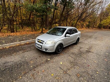 Серый Шевроле Авео, объемом двигателя 1.6 л и пробегом 198 тыс. км за 3700 $, фото 1 на Automoto.ua