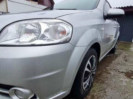 Сірий Шевроле Авео, об'ємом двигуна 1.6 л та пробігом 125 тис. км за 4300 $, фото 1 на Automoto.ua