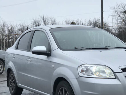 Серый Шевроле Авео, объемом двигателя 1.6 л и пробегом 125 тыс. км за 4200 $, фото 1 на Automoto.ua