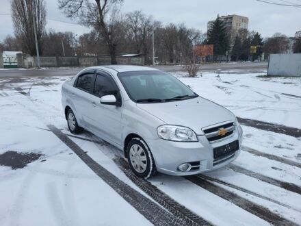 Серый Шевроле Авео, объемом двигателя 1.6 л и пробегом 120 тыс. км за 4300 $, фото 1 на Automoto.ua