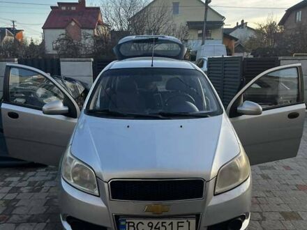 Серый Шевроле Авео, объемом двигателя 1.5 л и пробегом 120 тыс. км за 4200 $, фото 1 на Automoto.ua