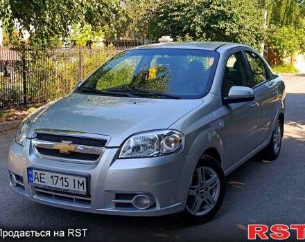 Серый Шевроле Авео, объемом двигателя 1.6 л и пробегом 165 тыс. км за 4200 $, фото 1 на Automoto.ua