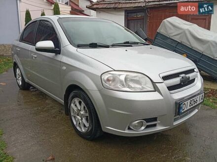 Серый Шевроле Авео, объемом двигателя 1.6 л и пробегом 223 тыс. км за 4200 $, фото 1 на Automoto.ua