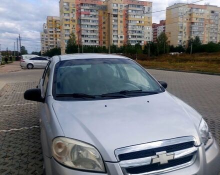 Серый Шевроле Авео, объемом двигателя 1.2 л и пробегом 350 тыс. км за 3200 $, фото 1 на Automoto.ua