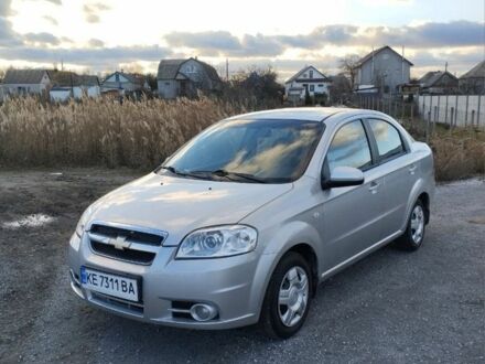 Серый Шевроле Авео, объемом двигателя 1.6 л и пробегом 155 тыс. км за 4200 $, фото 1 на Automoto.ua