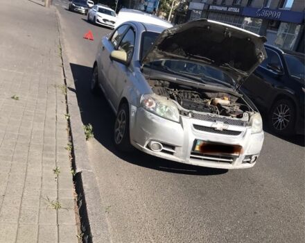 Сірий Шевроле Авео, об'ємом двигуна 1.6 л та пробігом 280 тис. км за 1400 $, фото 1 на Automoto.ua