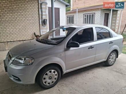 Серый Шевроле Авео, объемом двигателя 1.5 л и пробегом 136 тыс. км за 3500 $, фото 1 на Automoto.ua