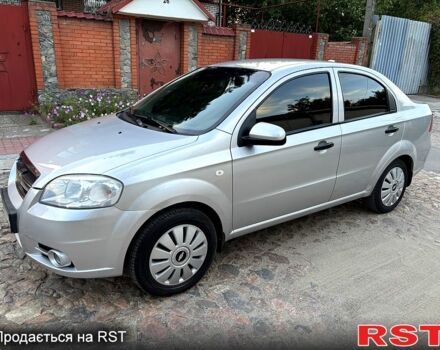 Сірий Шевроле Авео, об'ємом двигуна 1.5 л та пробігом 165 тис. км за 4900 $, фото 1 на Automoto.ua