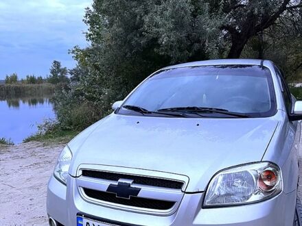 Серый Шевроле Авео, объемом двигателя 1.6 л и пробегом 360 тыс. км за 3500 $, фото 1 на Automoto.ua