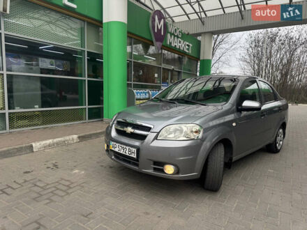 Серый Шевроле Авео, объемом двигателя 1.5 л и пробегом 154 тыс. км за 4800 $, фото 1 на Automoto.ua