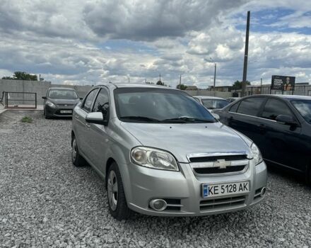 Сірий Шевроле Авео, об'ємом двигуна 1.6 л та пробігом 200 тис. км за 3700 $, фото 1 на Automoto.ua
