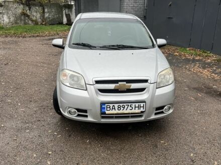 Серый Шевроле Авео, объемом двигателя 1.6 л и пробегом 250 тыс. км за 3700 $, фото 1 на Automoto.ua