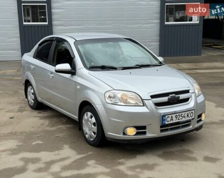Серый Шевроле Авео, объемом двигателя 1.6 л и пробегом 265 тыс. км за 3550 $, фото 1 на Automoto.ua