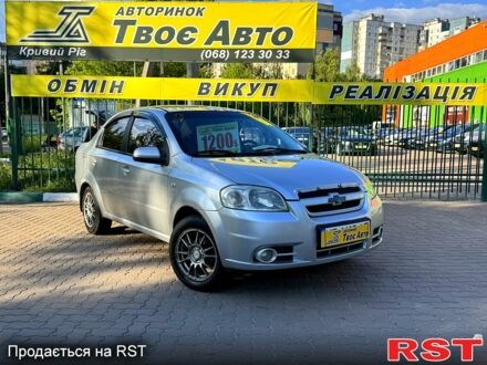 Серый Шевроле Авео, объемом двигателя 1.6 л и пробегом 190 тыс. км за 3400 $, фото 1 на Automoto.ua