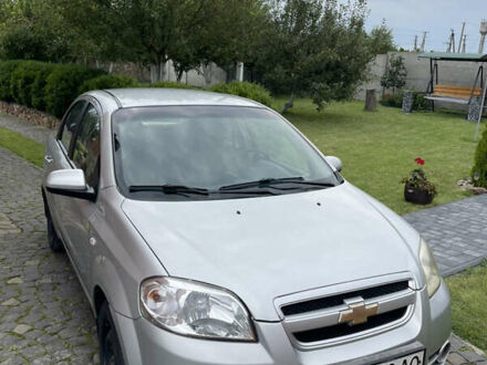 Сірий Шевроле Авео, об'ємом двигуна 1.6 л та пробігом 141 тис. км за 4900 $, фото 1 на Automoto.ua
