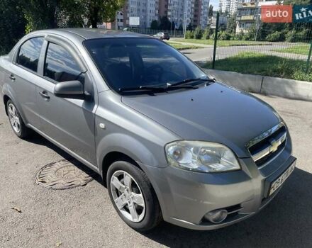 Серый Шевроле Авео, объемом двигателя 1.5 л и пробегом 186 тыс. км за 4000 $, фото 1 на Automoto.ua