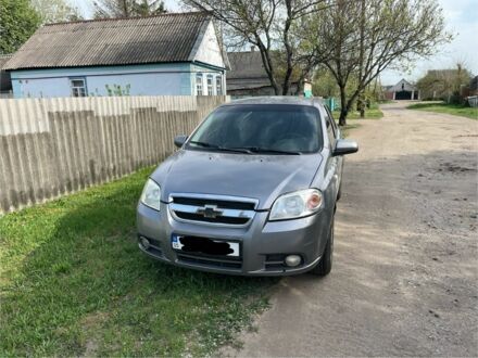 Серый Шевроле Авео, объемом двигателя 0.15 л и пробегом 168 тыс. км за 3200 $, фото 1 на Automoto.ua