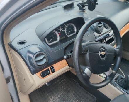Серый Шевроле Авео, объемом двигателя 1.6 л и пробегом 270 тыс. км за 3500 $, фото 1 на Automoto.ua