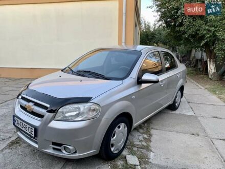 Серый Шевроле Авео, объемом двигателя 1.6 л и пробегом 193 тыс. км за 3400 $, фото 1 на Automoto.ua