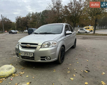 Серый Шевроле Авео, объемом двигателя 1.6 л и пробегом 81 тыс. км за 4200 $, фото 1 на Automoto.ua