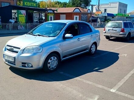Серый Шевроле Авео, объемом двигателя 1.6 л и пробегом 380 тыс. км за 3500 $, фото 1 на Automoto.ua