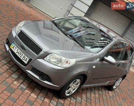 Серый Шевроле Авео, объемом двигателя 1.5 л и пробегом 83 тыс. км за 3950 $, фото 1 на Automoto.ua