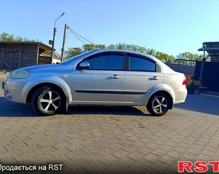 Серый Шевроле Авео, объемом двигателя 1.6 л и пробегом 197 тыс. км за 4500 $, фото 1 на Automoto.ua