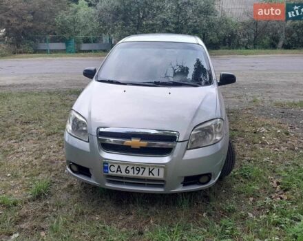 Серый Шевроле Авео, объемом двигателя 1.5 л и пробегом 204 тыс. км за 3750 $, фото 1 на Automoto.ua