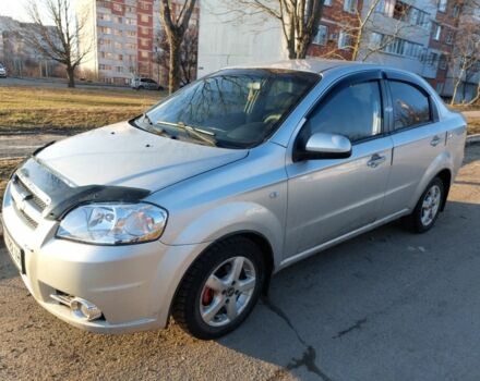 Серый Шевроле Авео, объемом двигателя 1.6 л и пробегом 247 тыс. км за 3300 $, фото 1 на Automoto.ua