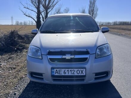Серый Шевроле Авео, объемом двигателя 1.6 л и пробегом 300 тыс. км за 2500 $, фото 1 на Automoto.ua