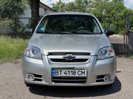 Сірий Шевроле Авео, об'ємом двигуна 1.6 л та пробігом 200 тис. км за 2850 $, фото 1 на Automoto.ua