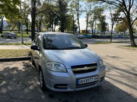 Серый Шевроле Авео, объемом двигателя 1.5 л и пробегом 248 тыс. км за 3300 $, фото 1 на Automoto.ua