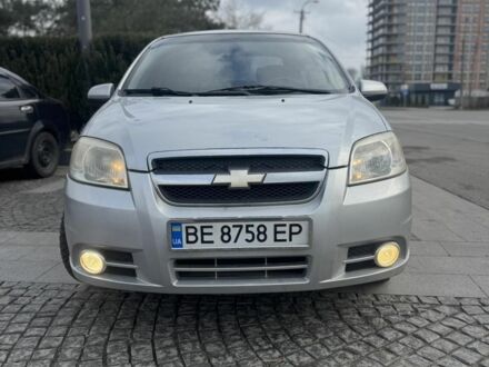 Серый Шевроле Авео, объемом двигателя 1.5 л и пробегом 260 тыс. км за 3700 $, фото 1 на Automoto.ua