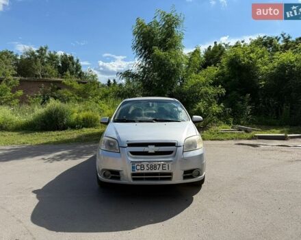 Серый Шевроле Авео, объемом двигателя 1.6 л и пробегом 297 тыс. км за 2900 $, фото 1 на Automoto.ua