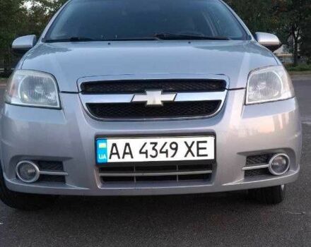 Серый Шевроле Авео, объемом двигателя 1.5 л и пробегом 218 тыс. км за 3950 $, фото 1 на Automoto.ua