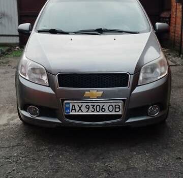 Сірий Шевроле Авео, об'ємом двигуна 1.4 л та пробігом 187 тис. км за 3750 $, фото 1 на Automoto.ua