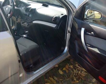 Сірий Шевроле Авео, об'ємом двигуна 1.4 л та пробігом 217 тис. км за 3700 $, фото 1 на Automoto.ua